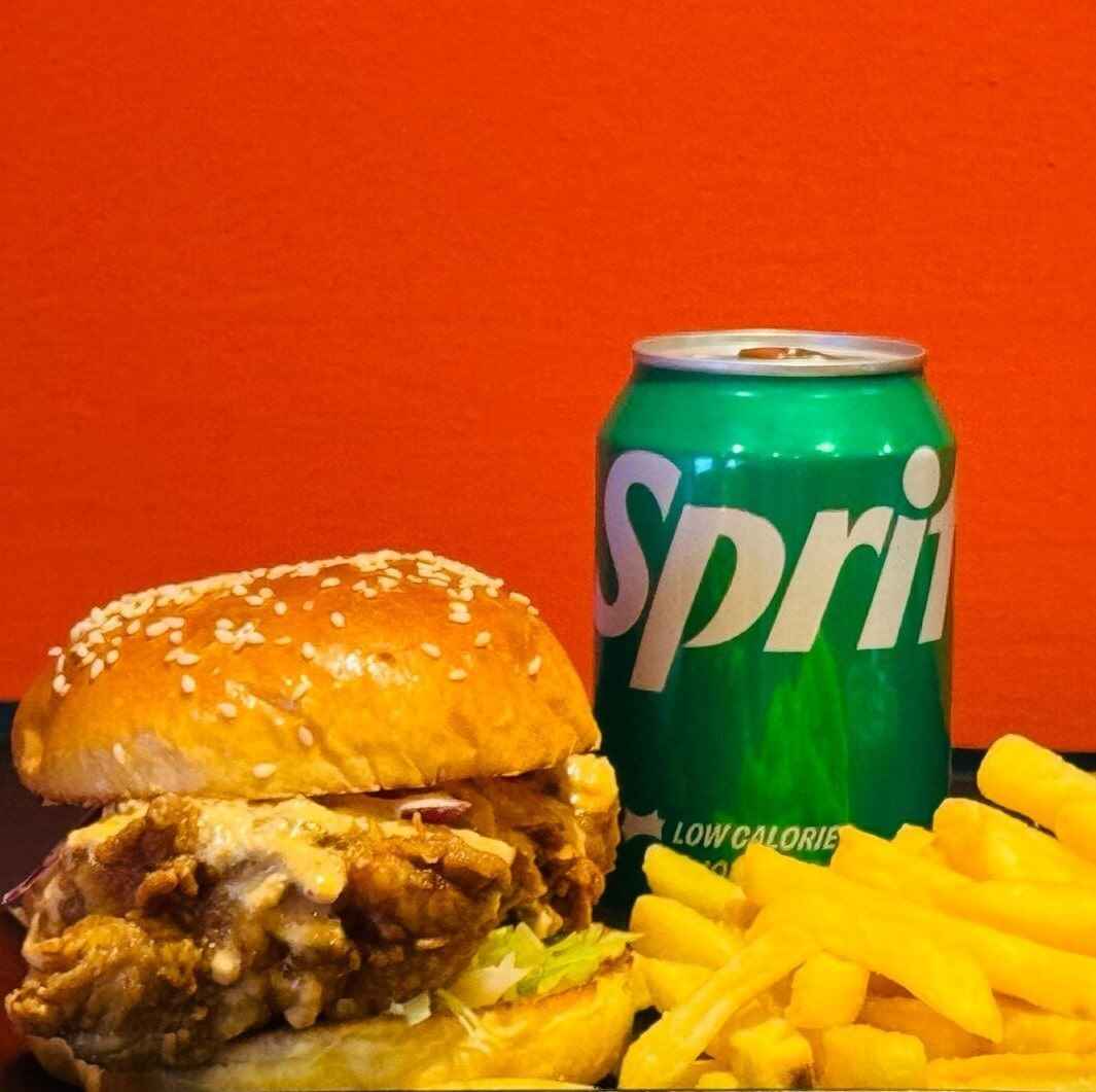 Zesty Shack Dundee Mighty Zinger Burger